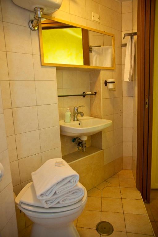 B&B Colosseum Rooms Рим Екстер'єр фото